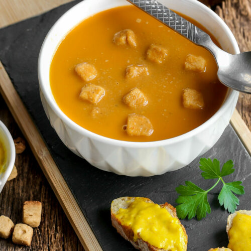 soupe de poisson accompagnée de rouille